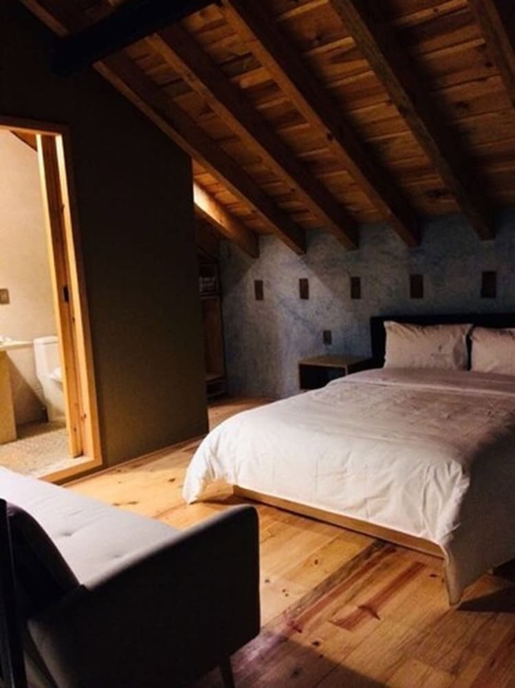 Hotel Helverica