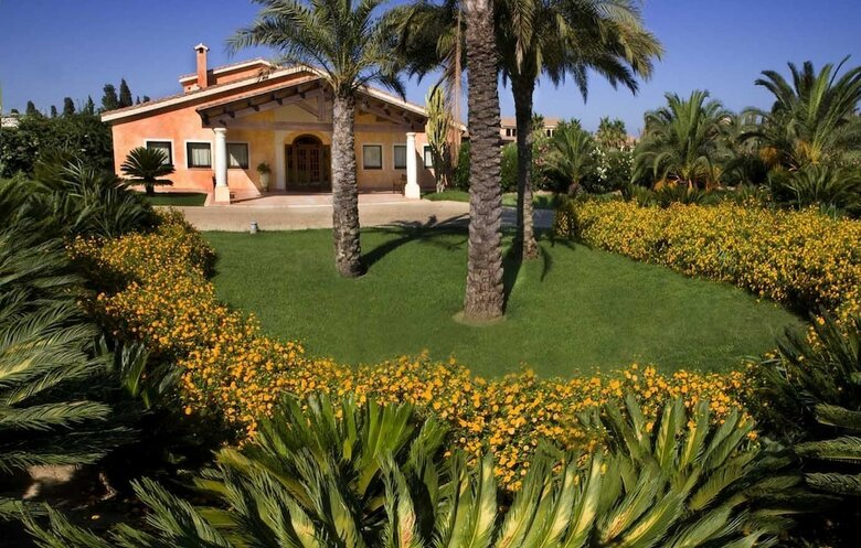 Hotel Lantana