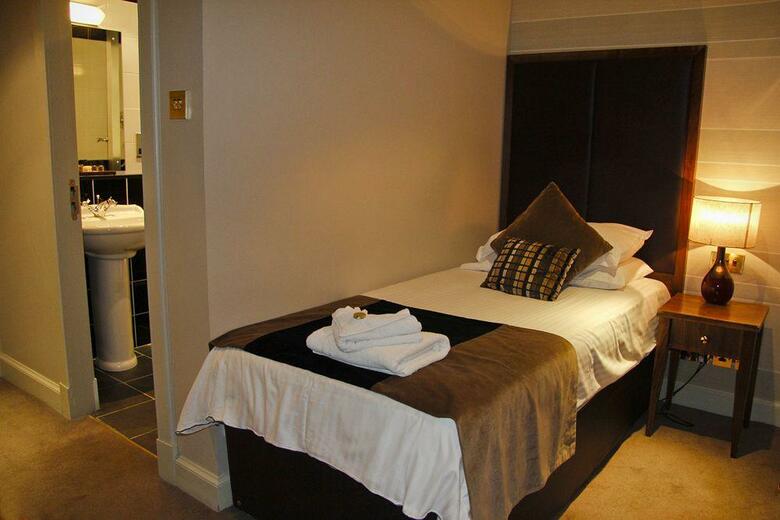 Albany Ballantrae Hotel