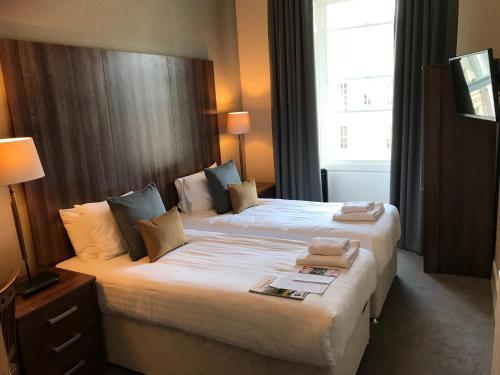 28 York Place Hotel