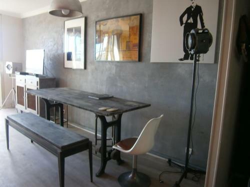 Vintage Apartment