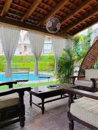 Apartamentos Hotel Posada La Ermita
