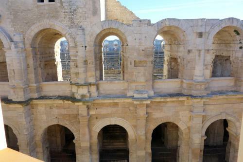 Apartamentos Arles Hideaway - Le Duplex Des Ar�nes