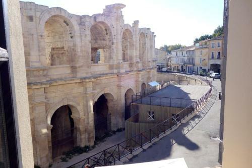 Apartamentos Arles Hideaway - Le Duplex Des Ar�nes