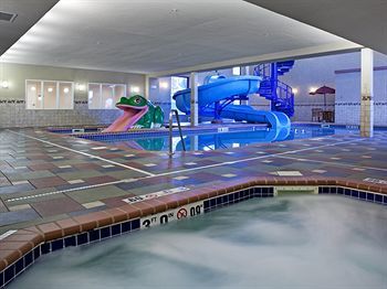 Holiday Inn Express Hotel & Suites Longmont