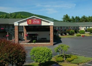 Hotel Clarion Inn & Suites Lake George