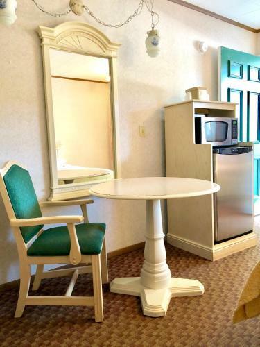 Lyn Aire Motel - Lake George