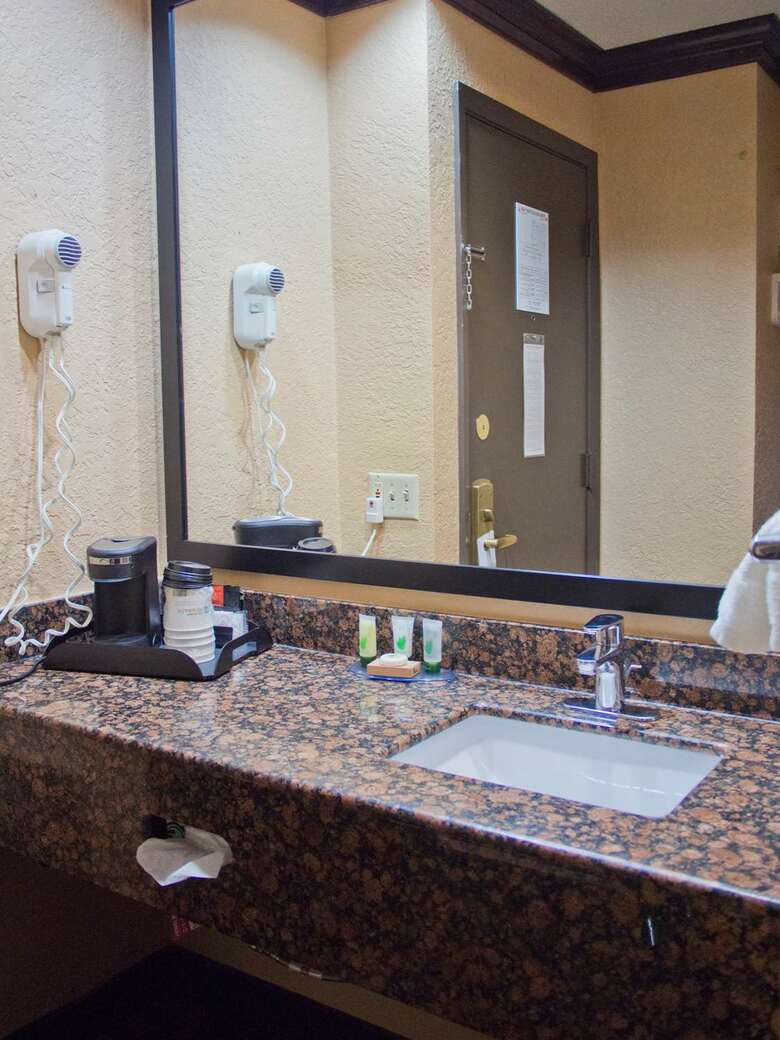 Hotel Best Western Cantebury Inn & Suites