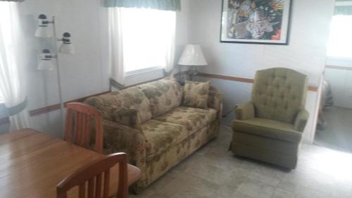Lodge Road Runner Travel Resort