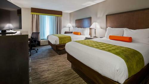 Holiday Inn Express Hotel & Suites Liberal