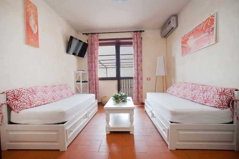 Residence T-village