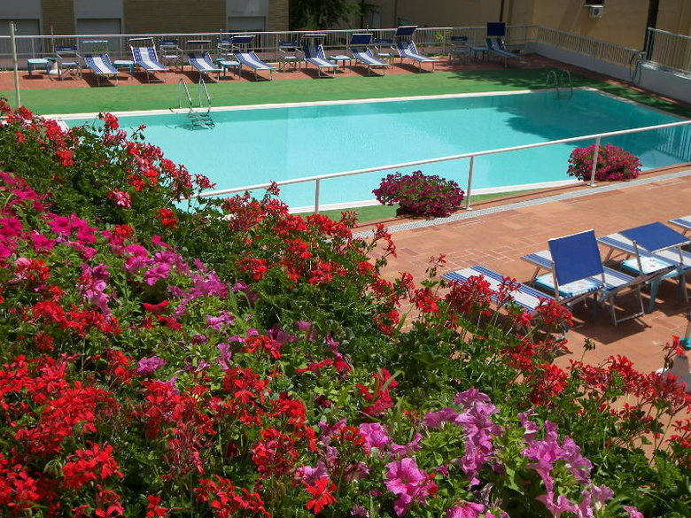 Moderno Hotel