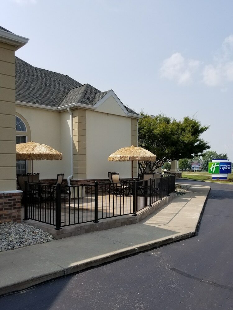 Hotel Holiday Inn Express Birch Run-frankenmuth Area