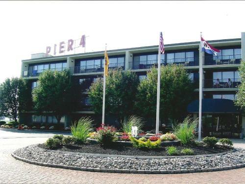Pier 4 Hotel