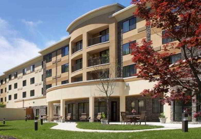 Hotel Courtyard Paramus