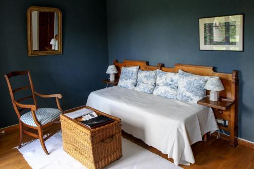Hostal Maison D'h�tes Domaine De La Rhue