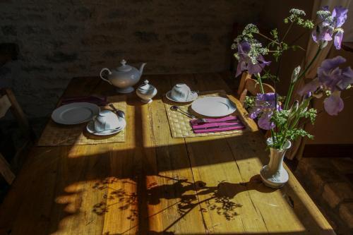 Hostal Maison D'h�tes Domaine De La Rhue