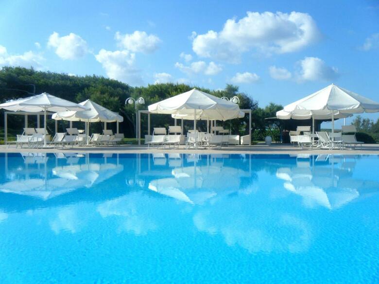 Hotel Costa Brada Luxury Resort