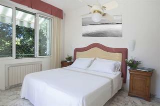President Hotel