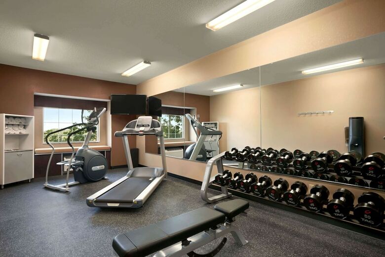 Hotel Microtel Inn & Suites - St Clairsville