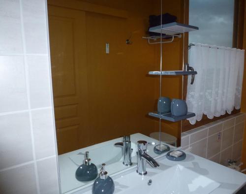 Hostal Chambres D'h�tes Les Terrasses De Fleurieux