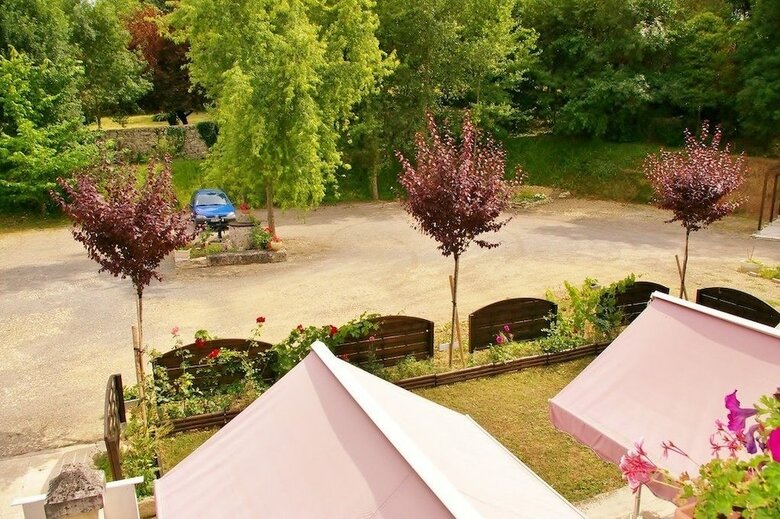 Hotel Logis L'auberge Du Brulhois