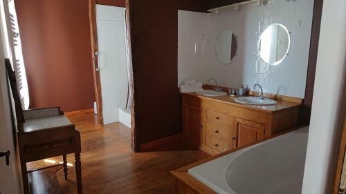 Bed & Breakfast G�tes & Chambres D'h�tes Peyrecout