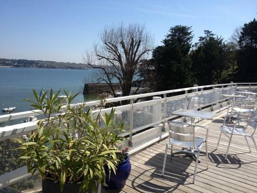 Hotel H�tel Du Port Et De L'aven