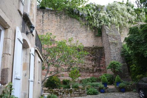 Hostal Logis De La Contrescarpe