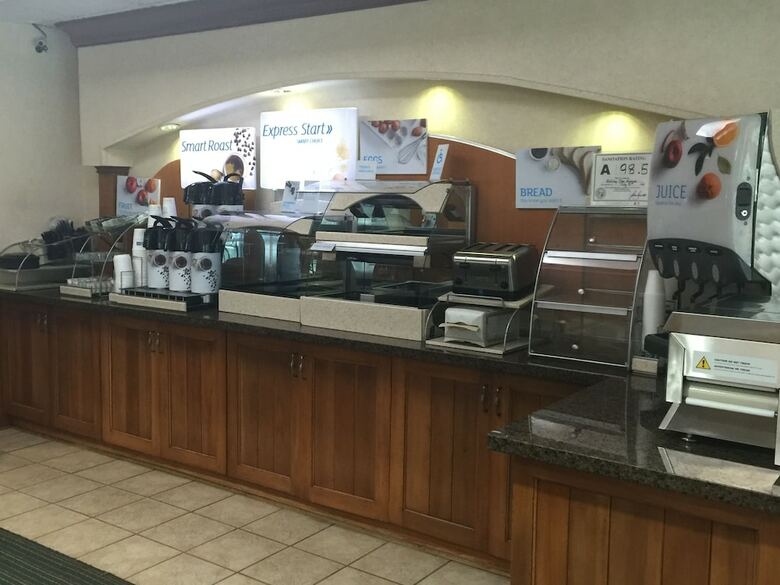 Holiday Inn Express Hotel & Suites Conover - Hickory Area