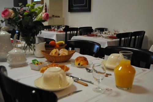 Hotel H�tel Sainte Th�r�se