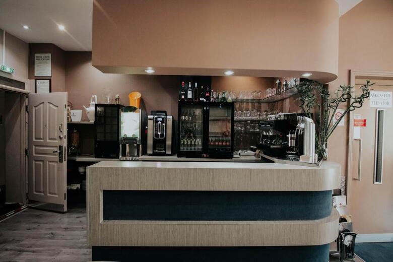 Cecyl Hotel