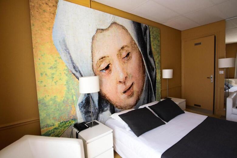 Cecyl Hotel