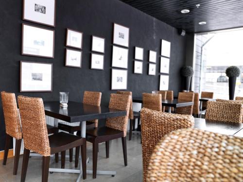 Maudes Hotel Solna