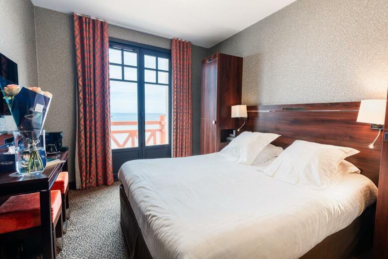 Hotel Ambassadeurs - Creperie