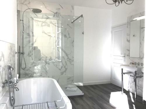 Hostal Le Tardif, Noble Guesthouse