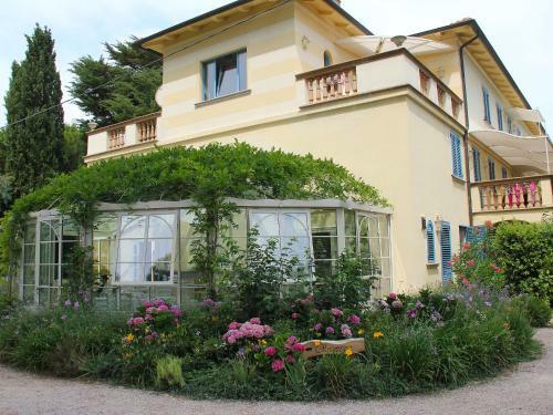 Apartamentos Locazione Turistica Vada.1