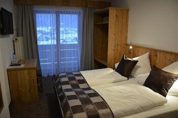 Hostal Pension Senner