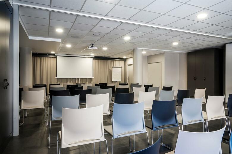 Hotel Best Western Plus Suitcase Paris La D�fense