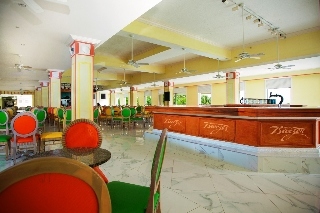 Hotel Breezes Resort & Spa, Bahamas