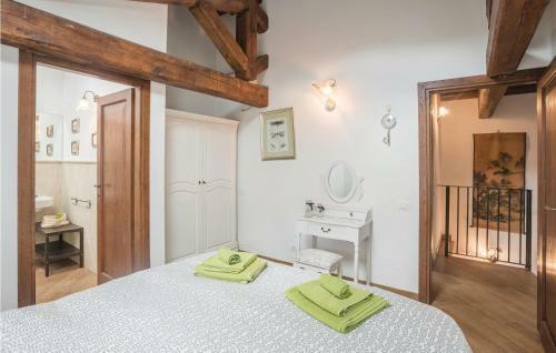Holiday Home Fabrica Di Roma *xciv *