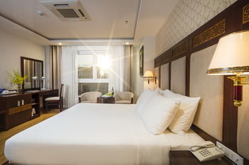 Galliot Hotel