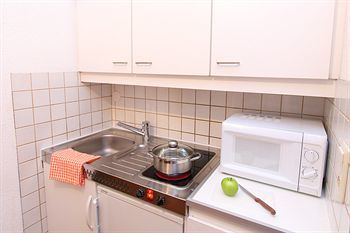 Checkvienna - Edelhof Apartments