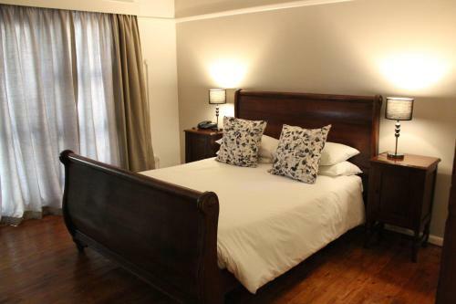 Hostal Somerset Lodge