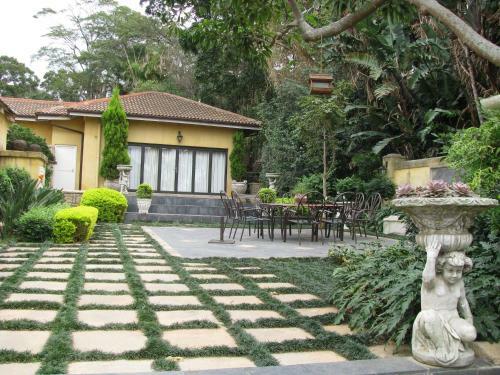 Bed & Breakfast Edens Guest House