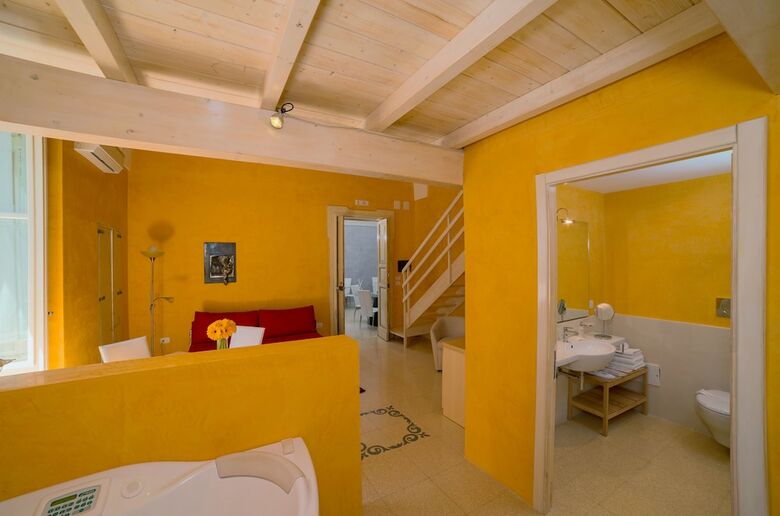 Bed & Breakfast Relais Carlo V - Palazzo Storico