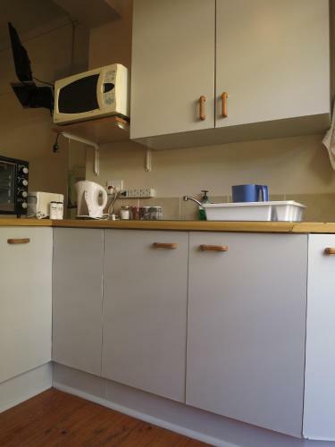Hostal Dempsey's Guest House