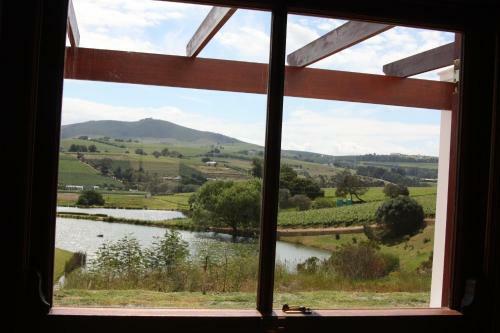 Aaldering Vineyards, Winefarm & Luxury Lodges