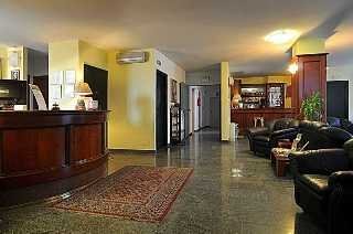 Hotel Ascot Lodging