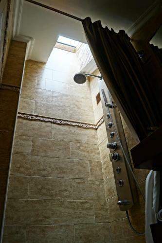 Hostal Cimavilla Rooms